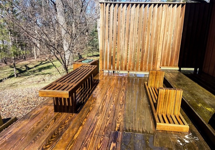 Power washed deck detail